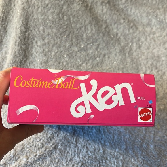 NRFB Costume Ball Ken ~ Vintage 1990 🎭 - Picture 10 of 12